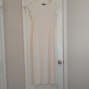 Floral Lace Maxi dress